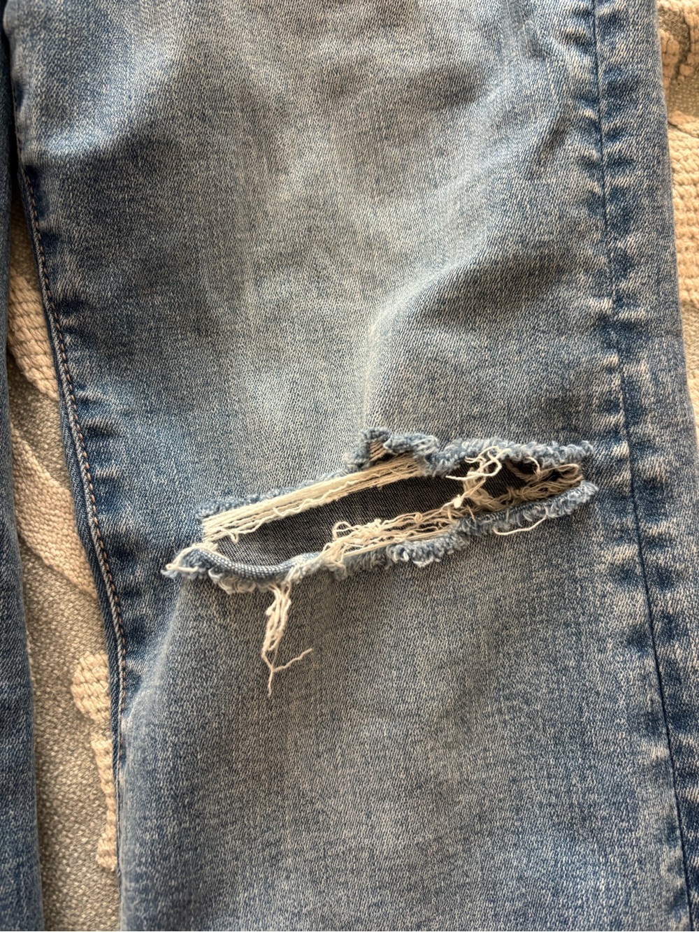 American Eagle Flared Curvy Super High Rise Jeans - Petite Length - Picture 5 of 9